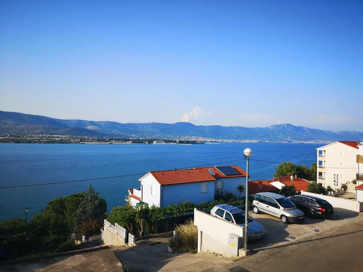 Apartment Kyra Trogir 0*,  Croatia